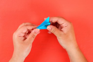 Diy üç boyutlu 3d tebrik kartı bir Yaşayan mercan arka plan anneler günü için çiçek ile.