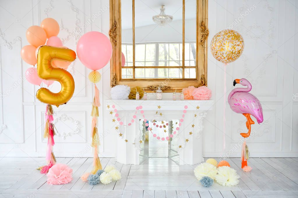 Decorations for holiday party. Birthday party decorations. A lot of balloons. Best decorations ideas. 