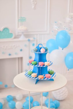 Çocuk Doğum günü. Süslemeleri tatil partisi için. Bir yıl Doğum günü süsleri. Tatil partisi için balon. 