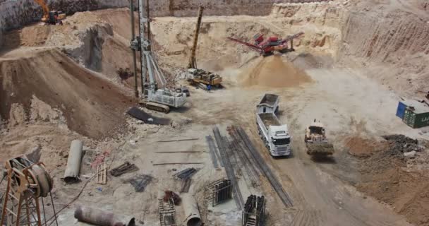 Timelapse cantiere con camion caricati — Video Stock