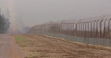 İsrail ile Lübnan arasındaki sınır çiti. Dikenli tel ve elektronik çit.