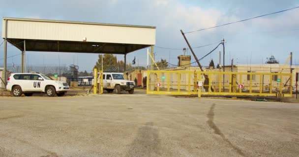 Golan Heights, diciembre de 2018. Frontera de Siria e Israel. Puestos y soldados de la ONU — Vídeos de Stock