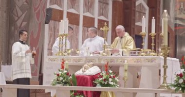 Nazareth, 24 Aralık 2018. Basilica Noel kütlesi duyuru