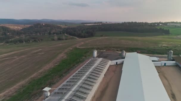 Images Aériennes Sur Une Grande Ferme Poulets Dans Nord Israël — Video