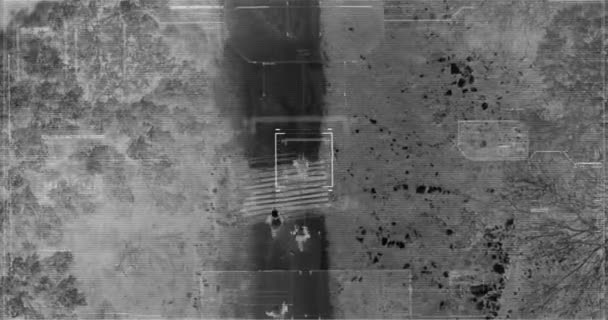 Drone avec vision nocturne thermique de l'escouade terroriste marchant avec des armes 