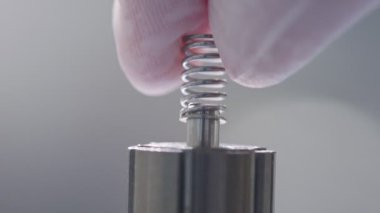 Gelişmiş elektronik ve mekanik ekipman montajını kapat