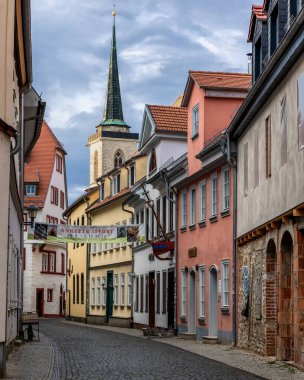 Almanya 'nın tarihi Erfurt kasabasında güzel bir manzara