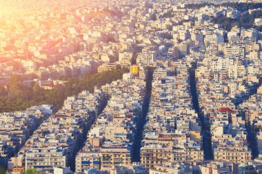 Atina yüksek yoğunluklu kentsel. Lycabettus hill, Atina tarihi merkezi, Attica, Yunanistan görüldüğü gibi Atina'nın ikonik görünümü fotoğraf hava kuşlar göz