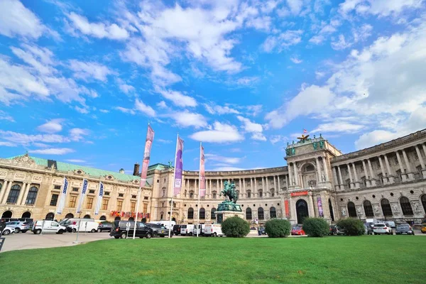 Vienna Áustria Outubro 2018 Famous Square Helden Heldenplatz Palácio Imperial — Fotografia de Stock