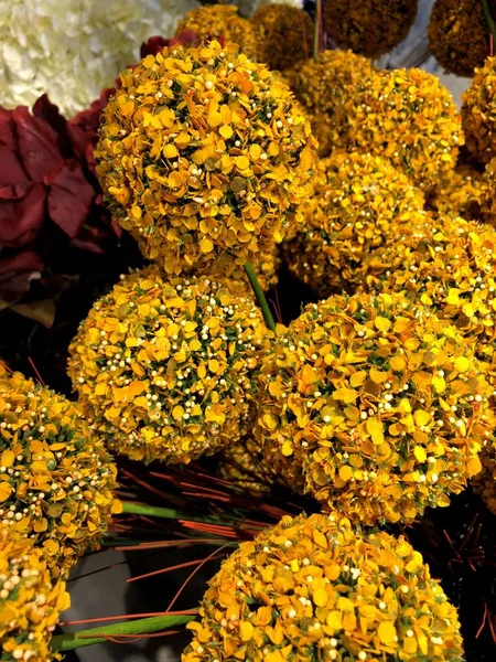 Fleurs Variées Colorées Lumineuses Fleurs Artificielles Elles Sont Encore Belles — Photo