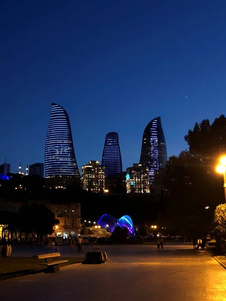 Полум Башта Вечірній Час Красивий Ландшафт Серії Панорама Баку — стокове фото