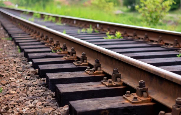Tren yolu, tren yolu, yakın çekim.