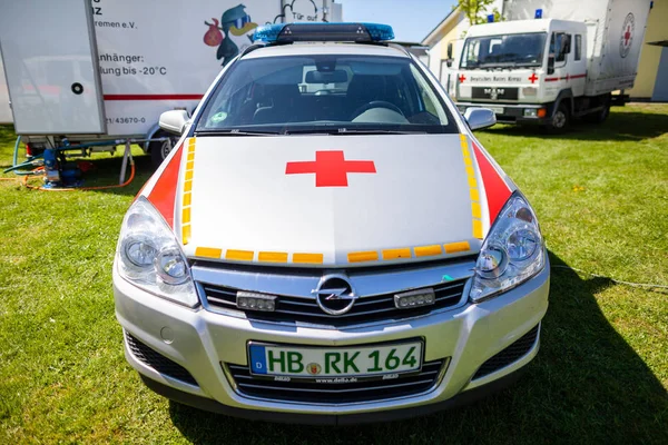 Delmenhorst Niemcy Maja 2018 Niemiecki Lekarz Samochód Deutsches Rotes Kreuz — Zdjęcie stockowe