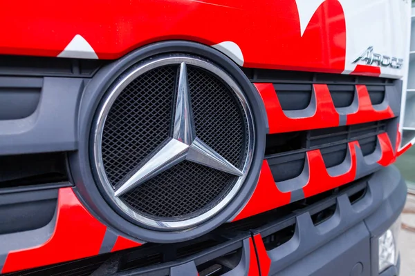 Munich Alemania Abril 2019 Mercedes Benz Camión Con Una Bomba — Foto de Stock