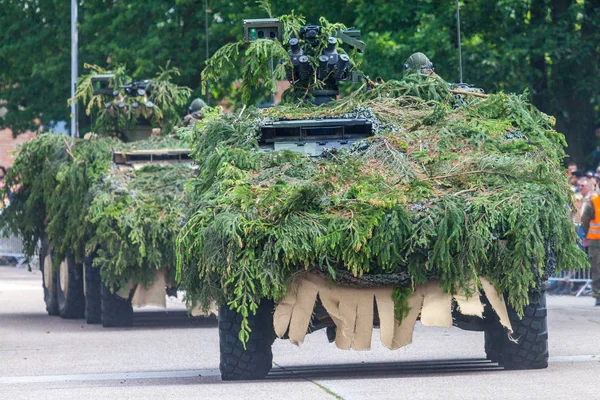 Vehículo Combate Infantería Del Ejército Alemán Completamente Camuflado —  Fotos de Stock