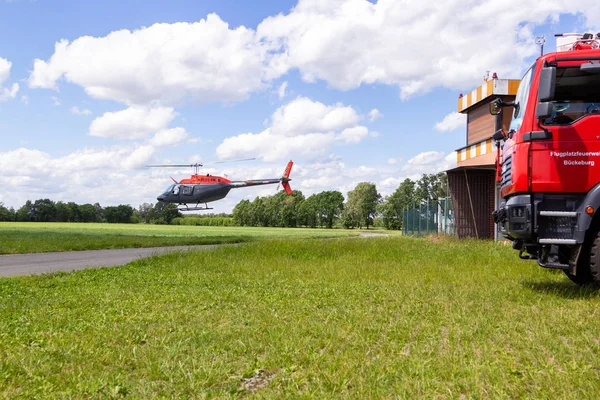Bueckeburg Alemania Junio 2019 Bell 206B Jetranger Iii Vuela Para — Foto de Stock