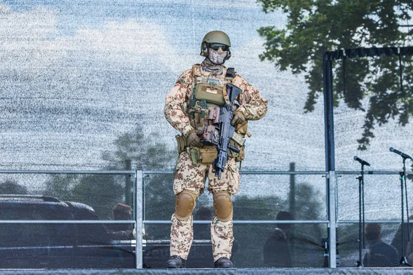 Augustdorf Allemagne Juin 2019 Soldat Allemand Ksk Marche Sur Une — Photo