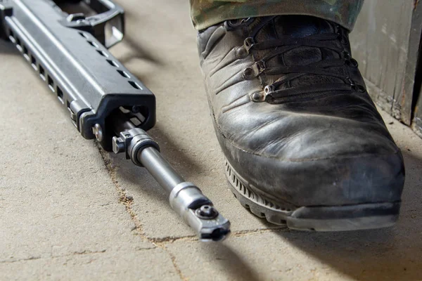 Soldado Alemán Con Arma Área Entrenamiento Militar — Foto de Stock