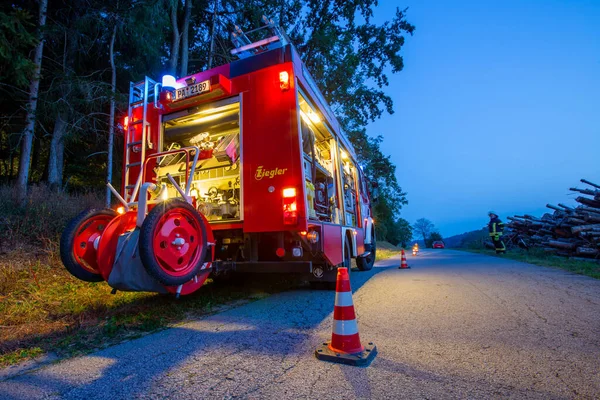 Bavaria Alemania Septiembre 2020 Camión Bomberos Alemán Una Calle Cerca — Foto de Stock