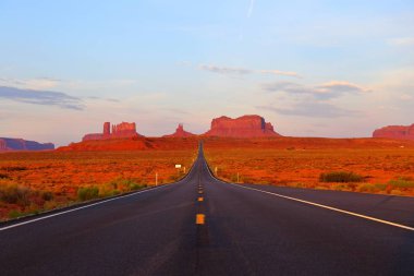 Utah ABD Oljato Monument Valley navajo kabile parkta