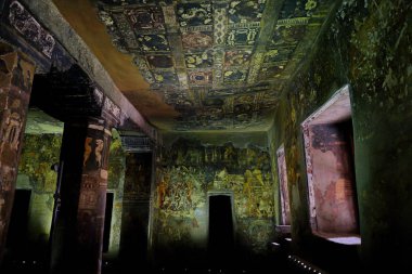Ajanta mağaraları, Hindistan. Maharashtra eyalet Ajanta mağaralarda Budist anıtlar mağaralar vardır