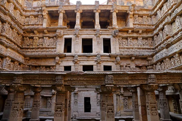 Rani Vav Een Stepwell Aan Oevers Van Rivier River Patan — Stockfoto