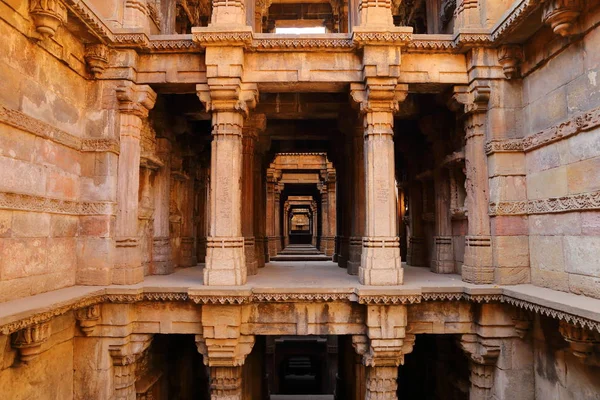 Dada Harir Vav Stepwell Edifício Hindu Localizado Asarwa Ahmedabad Estado — Fotografia de Stock