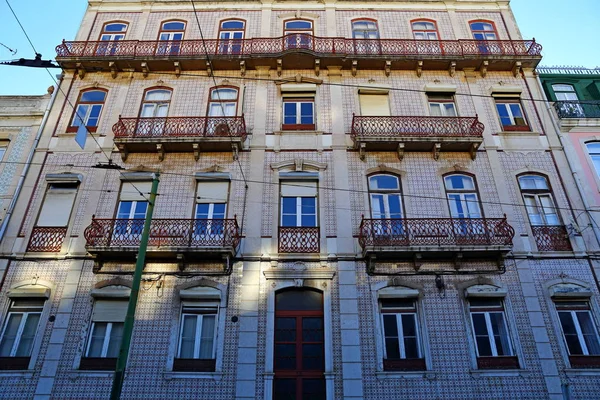 Tradiční Barevné Budovy Fasádou Azulejos Starých Lisabonských Čtvrtích Portugalska — Stock fotografie