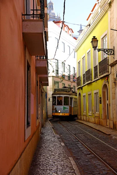 Ligne Tramway Célèbre Alfama Les Vieux Quartiers Lisbonne Portugal — Photo