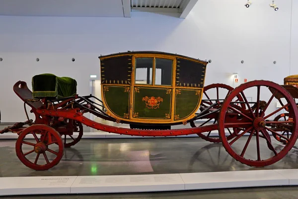 Exhibits Antique Carriages National Coach Museum Lisbon Portugal Museu Nacional — Stock Photo, Image