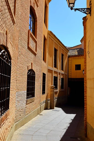 Traditionelle Alte Spanische Straße Der Historischen Stadt Von Toledo Spanien — Stockfoto