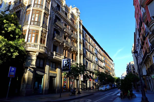Fachada Adornada Residencia Típica Comercial Edificios Calles Ciudad Madrid España —  Fotos de Stock