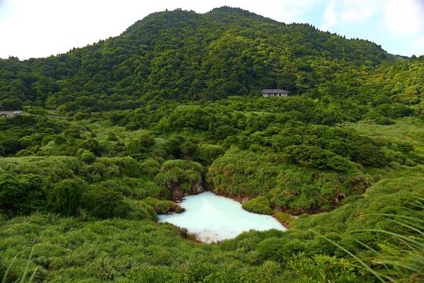 Jezioro Mleczne Pobliżu Mostu Jingshan Pobliżu Łąk Qingtiangang Yangmingshan Tajwan — Zdjęcie stockowe