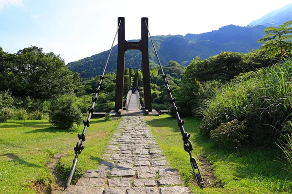 Jingshan Puente Colgante Cerca Qingtiangang Grassland Yangmingshan Taiwán —  Fotos de Stock