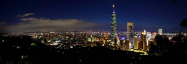 Taipei 'nin modern şehri, binalar şehir manzaraları Tayvan' ın başkentini gösteriyor..