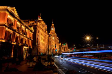  The Bund (Waitan) Şangay, Çin 'de bulunan liman kenti tarzı binalar..