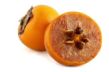 Beyaz arka plan üzerinde izole meyve Trabzon hurması