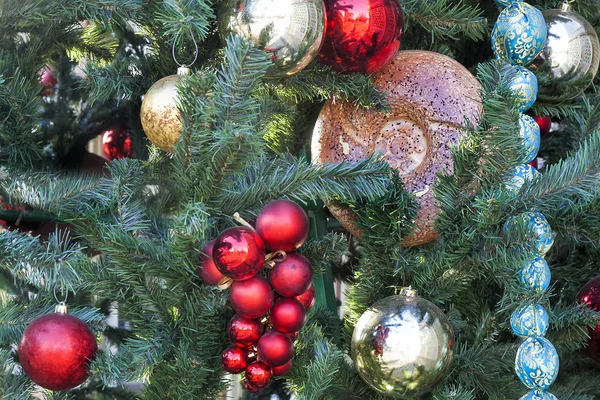 クリスマス ツリーに東部のフラットブレッド — ストック写真