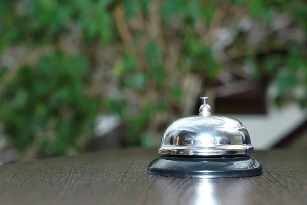 Bel Bij Receptie Van Het Hotel — Stockfoto