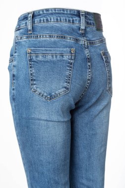 Mavi kot pantolon, beyaz arka planda izole edilmiş hayalet manken.