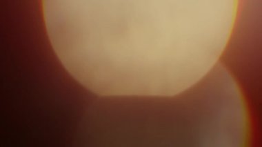 Stüdyoda Siyah Arkaplan Üzerine Gerçek Lens Fişeği Çekimi