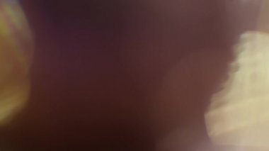 Stüdyoda Siyah Arkaplan Üzerine Gerçek Lens Fişeği Çekimi