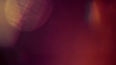 Stüdyoda Siyah Arkaplan Üzerine Gerçek Lens Fişeği Çekimi