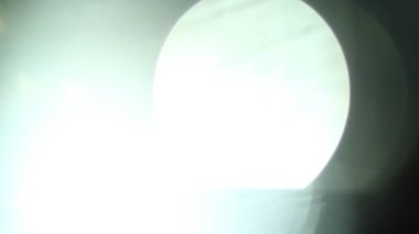 Stüdyoda Siyah Arkaplan Üzerine Gerçek Lens Fişeği Çekimi