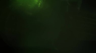 Stüdyoda Siyah Arkaplan Üzerine Gerçek Lens Fişeği Çekimi