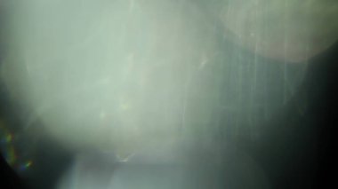 Stüdyoda Siyah Arkaplan Üzerine Gerçek Lens Fişeği Çekimi