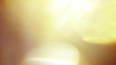 Stüdyoda Siyah Arkaplan Üzerine Gerçek Lens Fişeği Çekimi