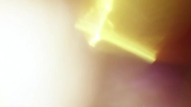 Stüdyoda Siyah Arkaplan Üzerine Gerçek Lens Fişeği Çekimi