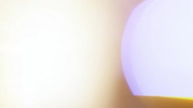 Stüdyoda Siyah Arkaplan Üzerine Gerçek Lens Fişeği Çekimi