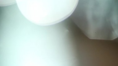 Gerçek Lens Flare atış Studio siyah arka plan üzerinde. Kolay yer paylaşımı veya ekran filtresi eklemek